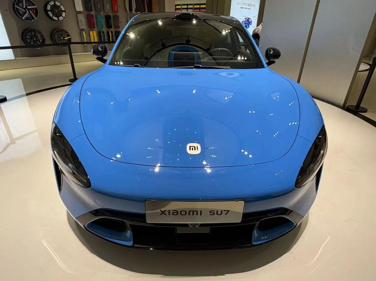 初代SU7停产！新一代SU7即将登场，配置大升级雷军官宣初代SU7最后一辆车已