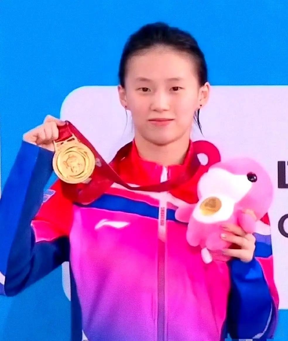 陈芋汐差一个奥运单人冠军就大满贯了！全红婵也还差一个世界杯，也实现大满贯。陈芋汐