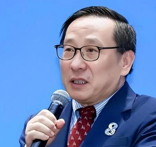 据说我们的高志凯教授，曾在同日本的极右派的唇枪舌战中，认真查阅了大量历史资料，竟