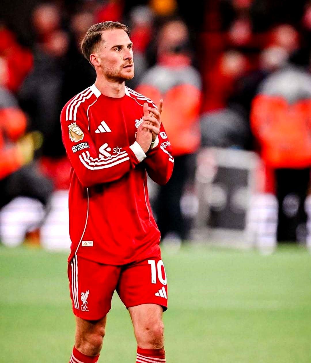 这名老将目前已经是自由身。近期欧洲转会动态不少：皇马欲签麦卡利斯特，桑乔