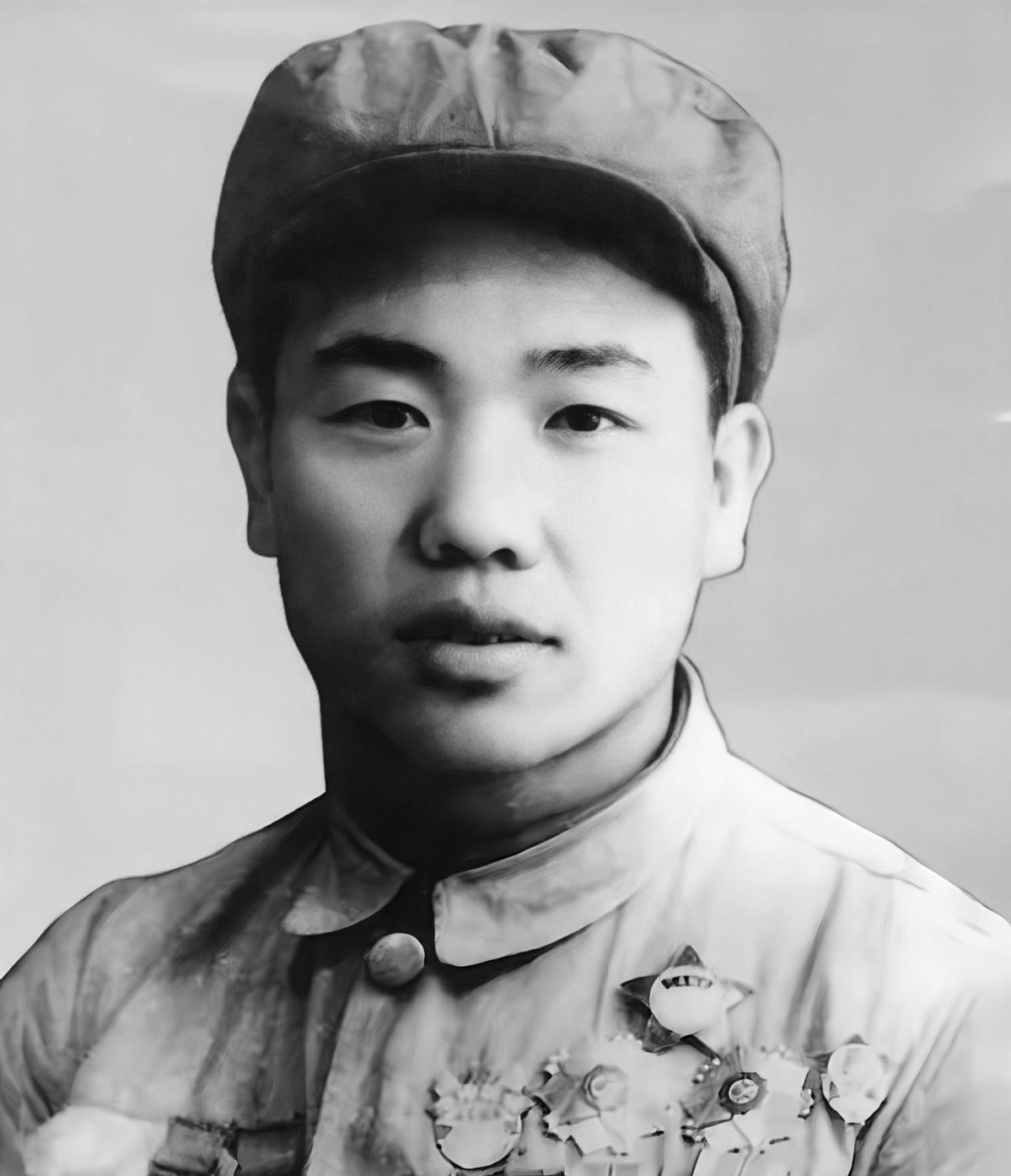 1950年11月29日，一位志愿军排长无视上级命令，放弃驻守高地，放走了美军的5