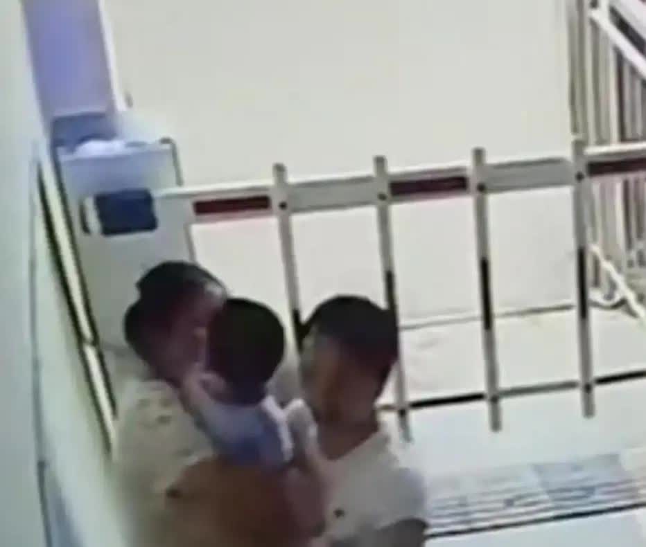 人心若坏了，社会便危险了。7月13日，湖南衡阳有一名女子，在明知自己患病的情