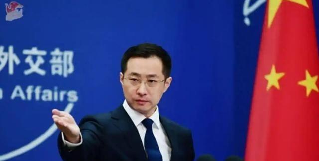 为什么中国现在敢和美国硬刚了？答案很简单，从2018年看到现在，傻子都看明白了。