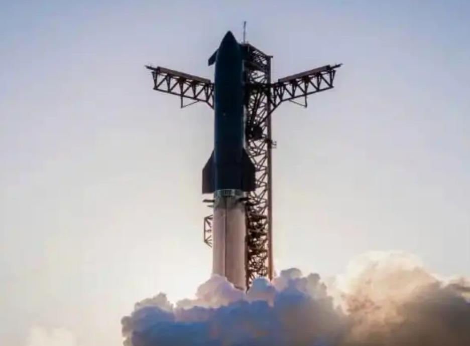 SpaceX星舰第13飞又黄了，但这次熄火背后藏着什么秘密？意料之外的剧情再