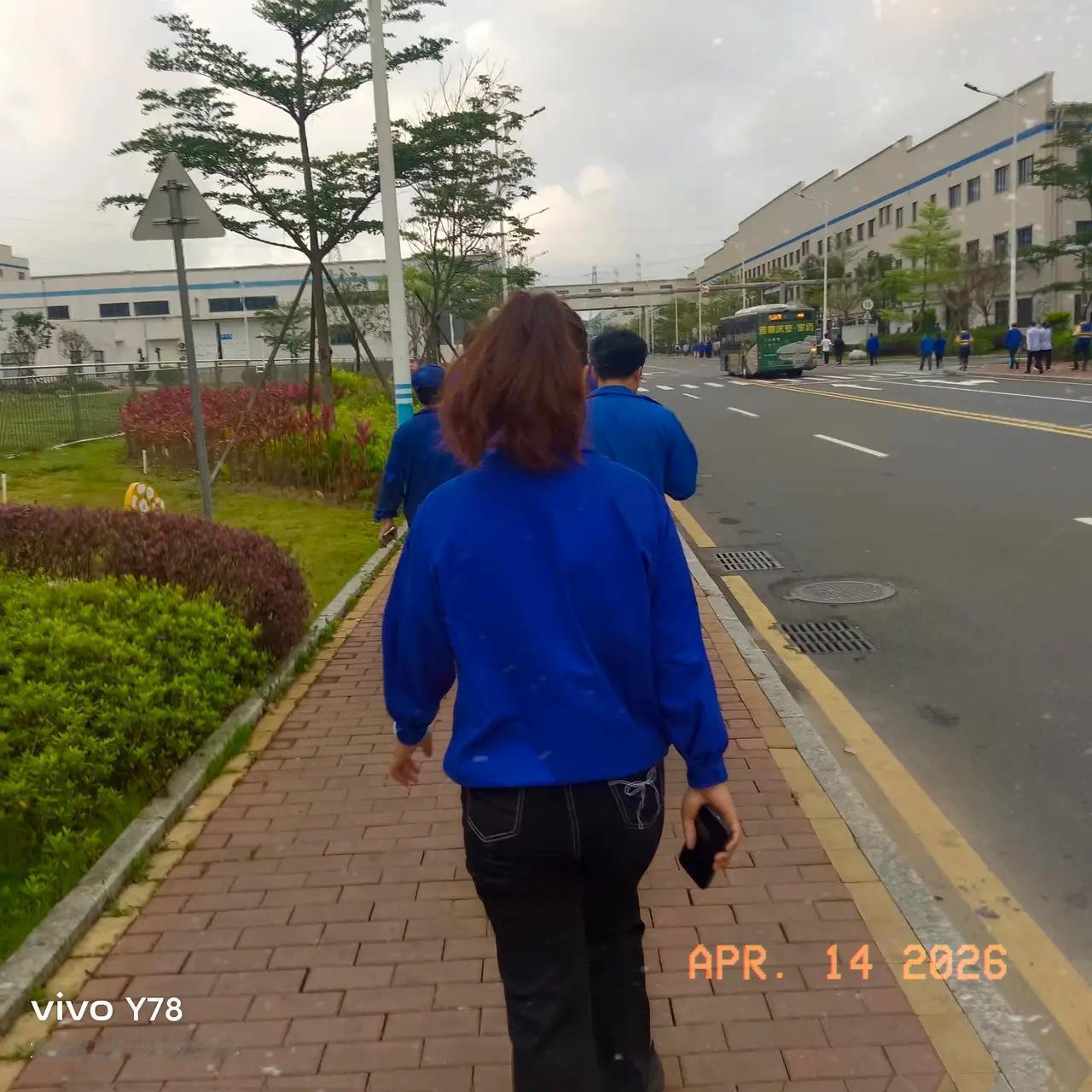 于东来这话，直接撕开了不少企业的遮羞布！赚得盆满钵满却让员工活在委屈里，这样