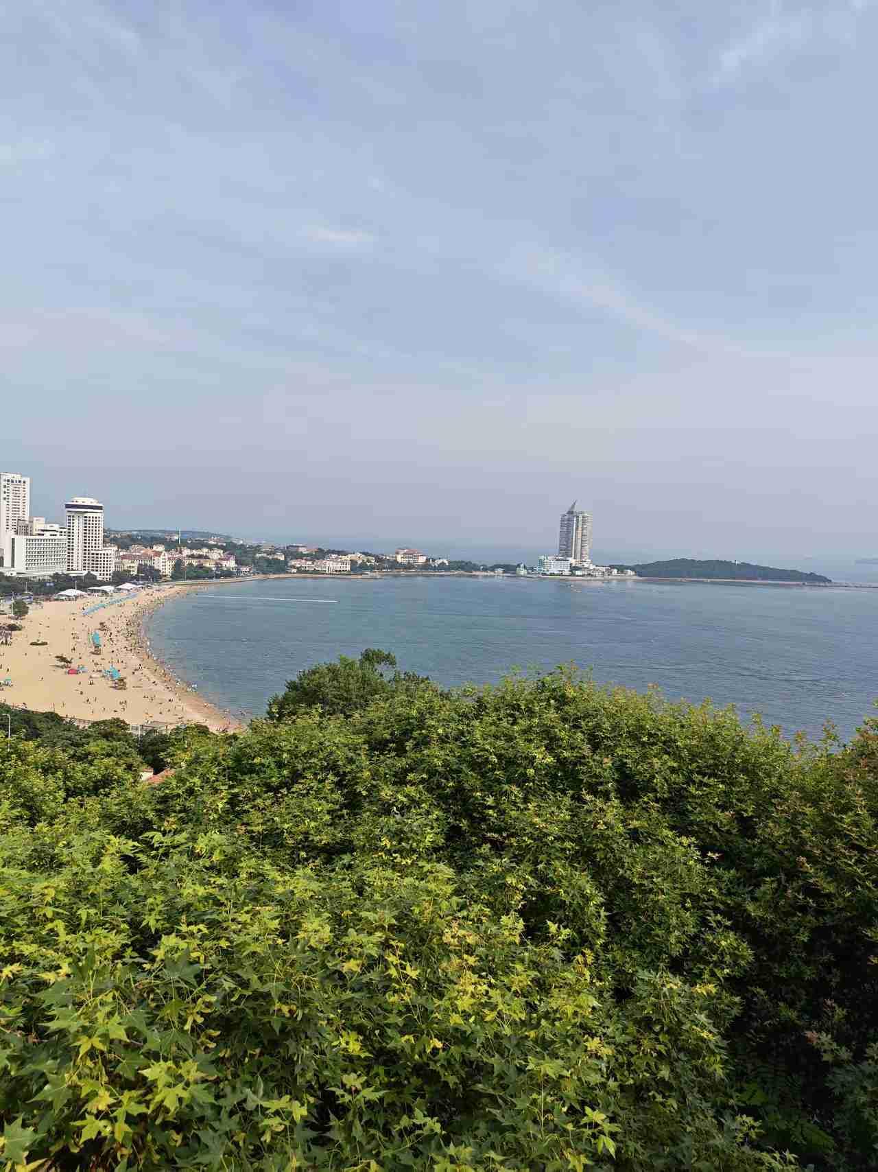 我的今日状态：🏝️旅行度假我这里的天气：🌤️多云该来的终归是来的，青岛终