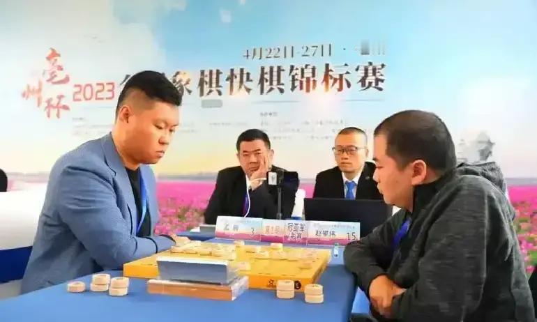 半决赛打完，名单出炉。王禹博、刘柏宏杀进男子决赛，明天谁赢谁就是新科全国冠军