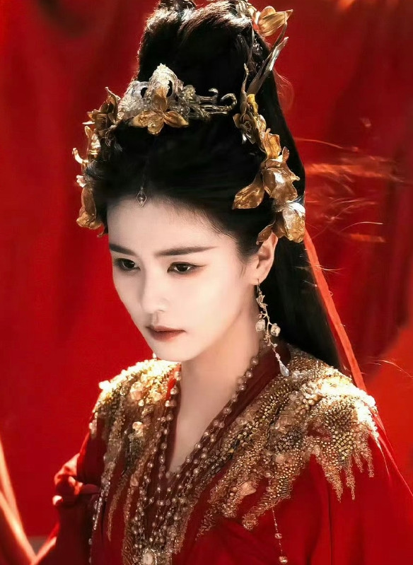 《临江仙》得拿放大镜看吧？三个石头人居然是无量碑？？！我就说26集花如月明明