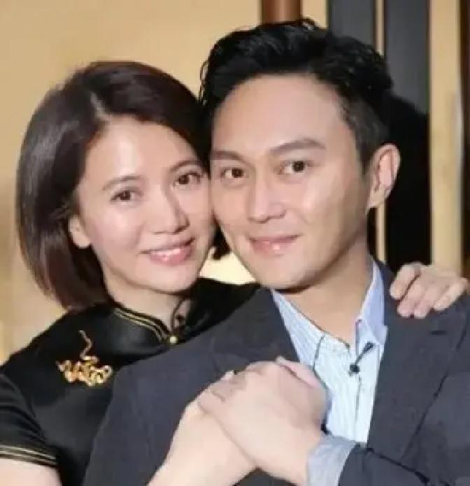 郭富城以前爱约张智霖打麻将，一打就是一通宵。张智霖老婆袁咏仪不乐意了，不是不让玩