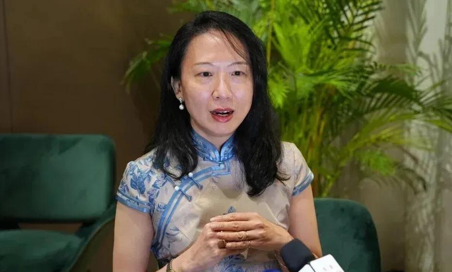 王光慈母亲举报马英九职场霸凌，而王光慈个人一直没有表态，更没有亲自控告马英九职场