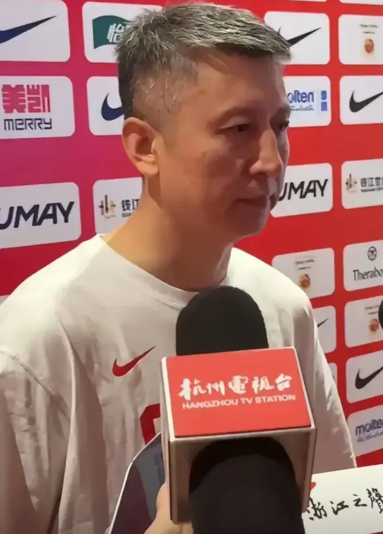 这理由完全站不住脚？郭仕强说周琦和杨瀚森未打内线球员轮换不足，带多一名内线李