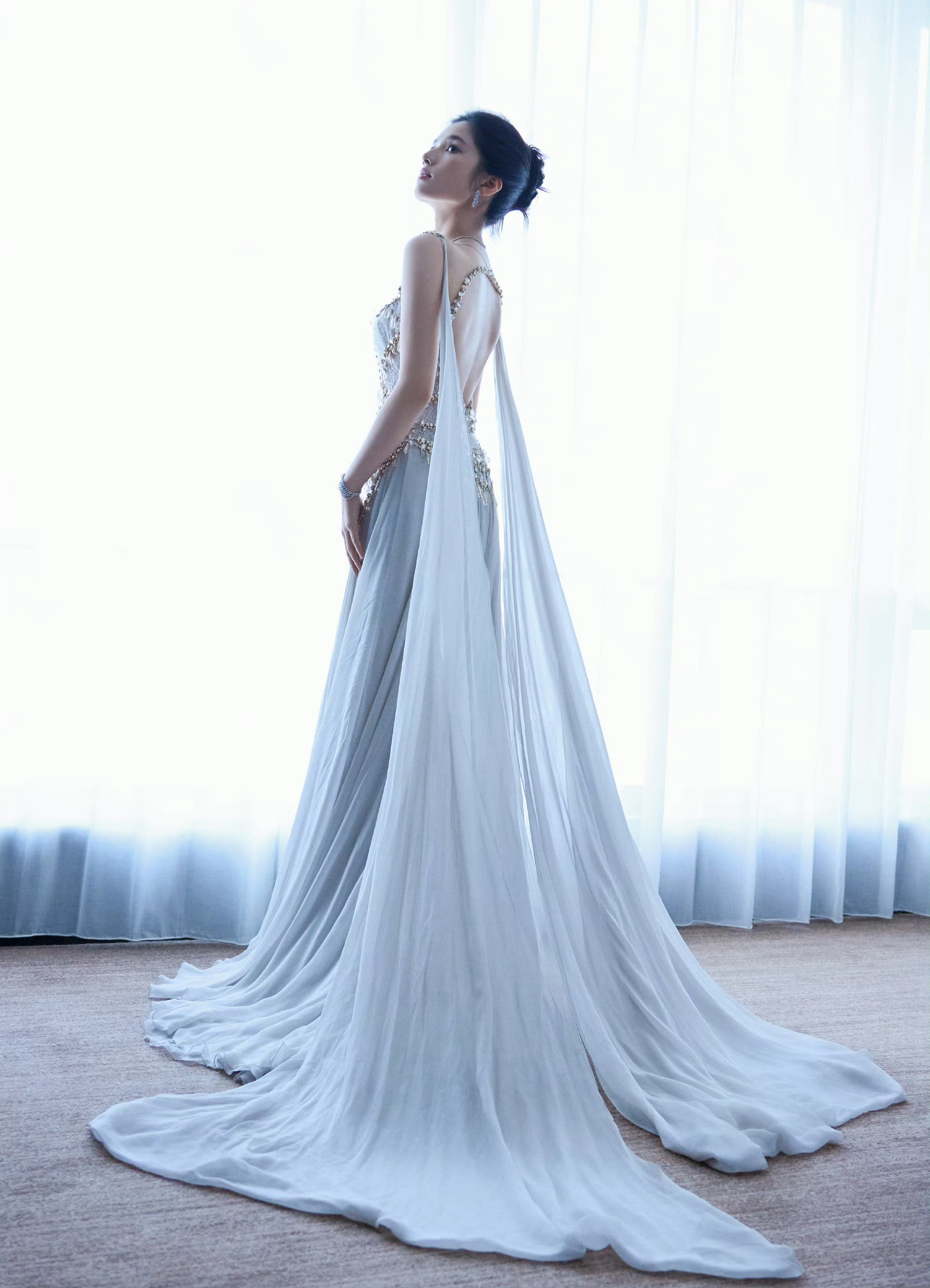 张婧仪白玉兰美成建模神了张婧仪张婧仪张婧仪