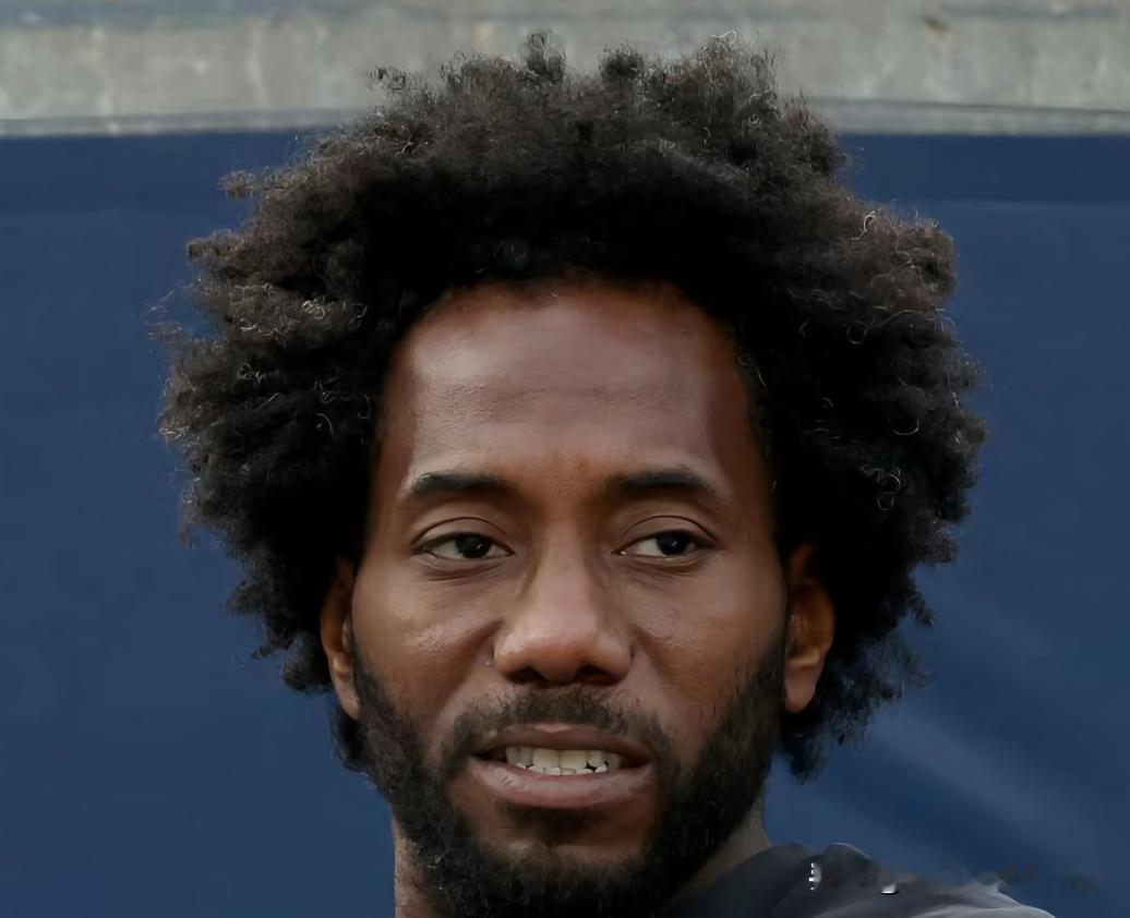 为了伦纳德的合同事件，ESPN这资深媒体跟NBA官方是杠上了一开始ESPN报道