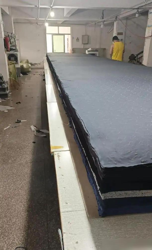 “太有心计了！”广州，一名男子在服装公司试工不到1个小时，老板发现他技术不过关，