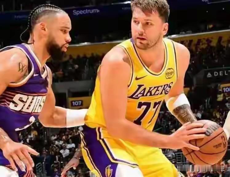 大概率复出！12月25日，湖人队2条新的动态值得关注:一、湖人圣诞大战遭