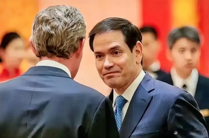 美国国务卿鲁比奥接受媒体采访又大放厥词，他说中国大陆并不想武力“侵略台湾”，而是