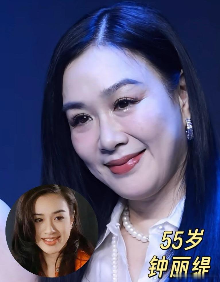 55岁钟丽缇这僵硬脸涂大红唇好吓人…姐是靠选美比赛出来的，怎么现在成这样了？这凹