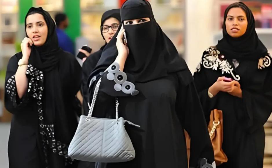 沙特赤字1600亿，中东油王要借钱渡难关，他们的财富被谁赚走了？ 石油卖