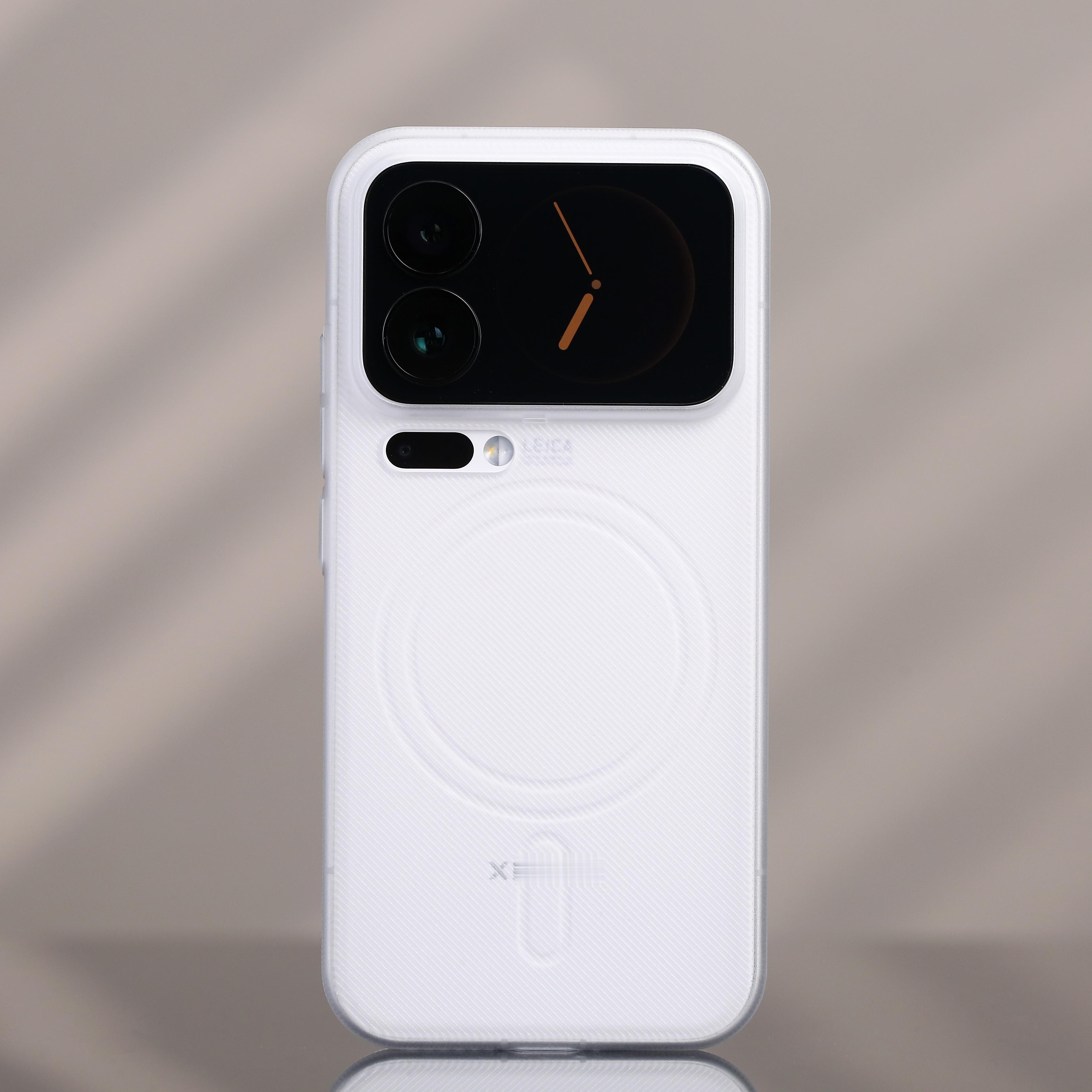 小米17Pro斜隐壳，PC材质，轻薄手感，非磁吸都才13.5克，高出屏幕0.