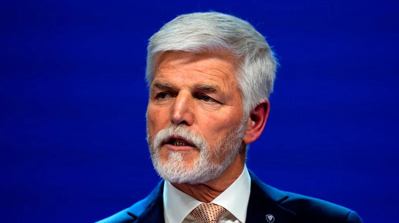 捷克总统呼吁北约动用盟友关系 布拉格，1月18日--俄新社捷克总统彼