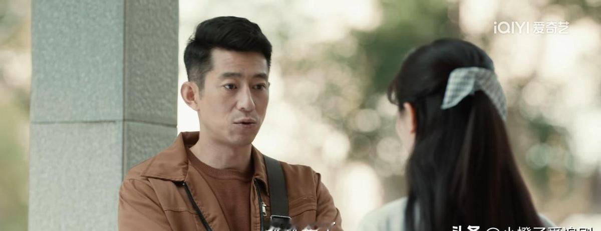 王潇摔了表，不是闹脾气，是认了命。十年追一个女人，追成孤家寡人，最后连恨都懒得