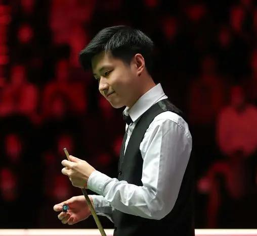 开局遭五连鞭虐杀，张安达1-6完败墨菲，中国球员4战皆失！斯诺克