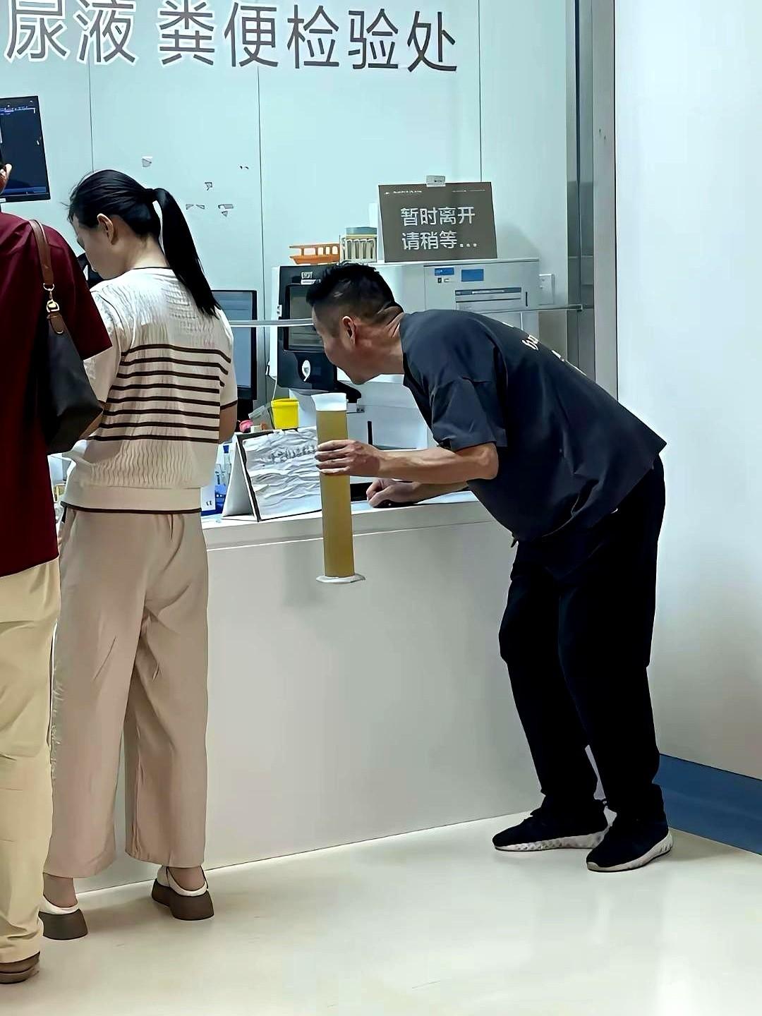 我让你“意思意思”，你给我来个“倾家荡产”？真的，今天被一位大爷给整破防了。