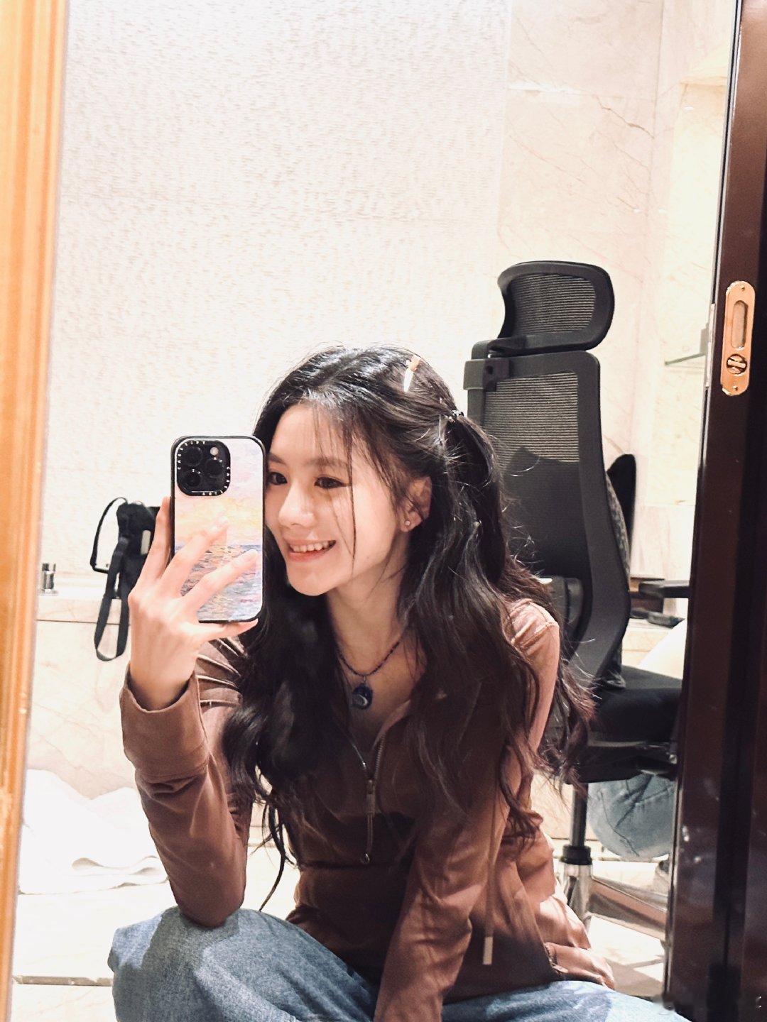 #刘浩存#lhc#刘浩存人美心善#我家满分女做什么都是对的，如果我家满分女做错了，请看第一句话。​