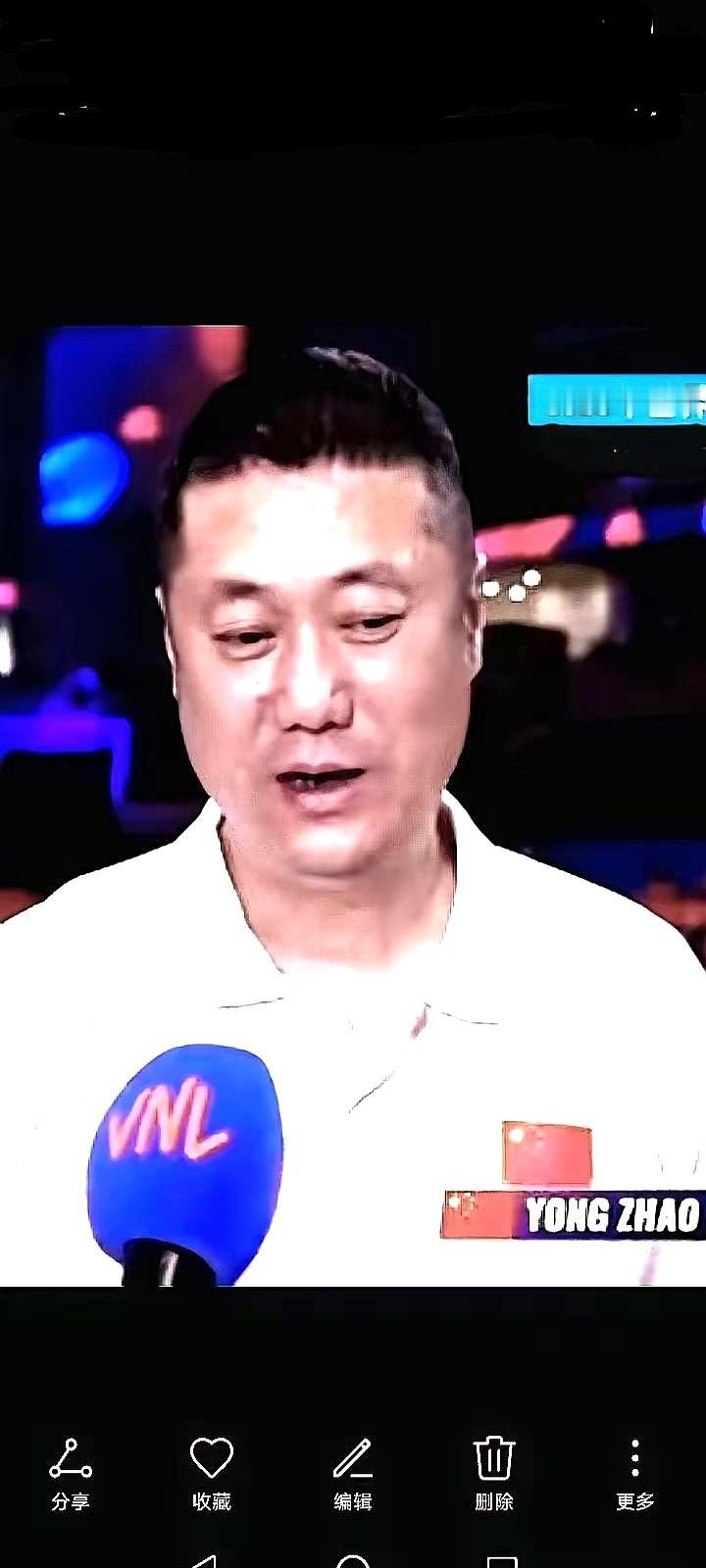 进攻得分落后16分，这球怎么赢的？中国女排硬是把一场看似要崩的比赛，给拽了回