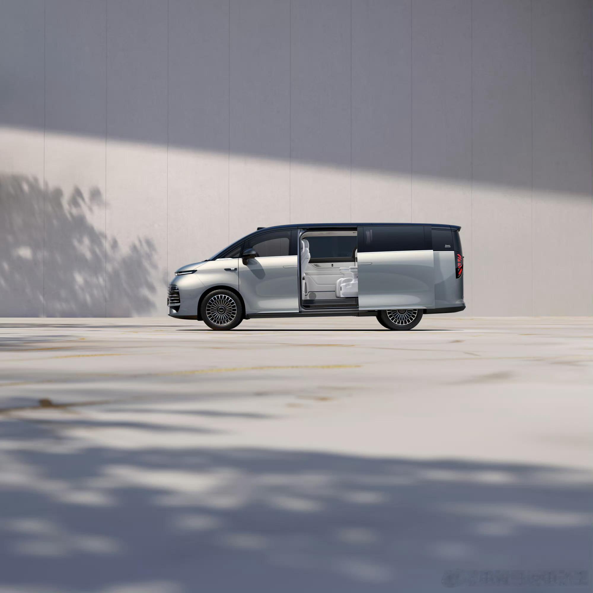 有路特斯调校，银河V900的驾控想必一定不差吧。银河V900上市了，新车共推出3