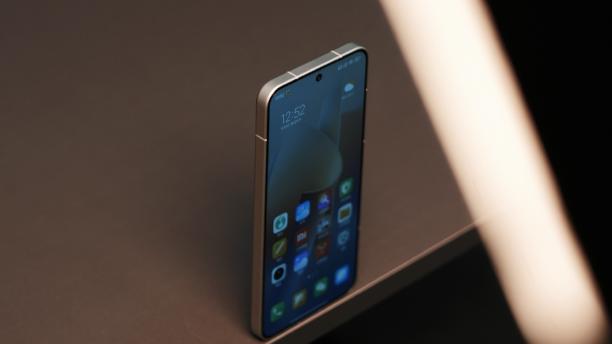 小屏旗舰直降2000元！小米15等机型半价清仓，小屏党狂欢