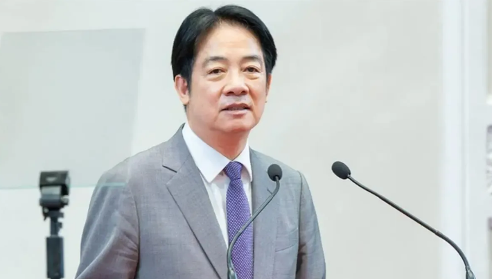 赖清德爬楼梯，想摧票，票是摧出来了，但是都是“不同意票”，赖清德惨败，大败，赖清