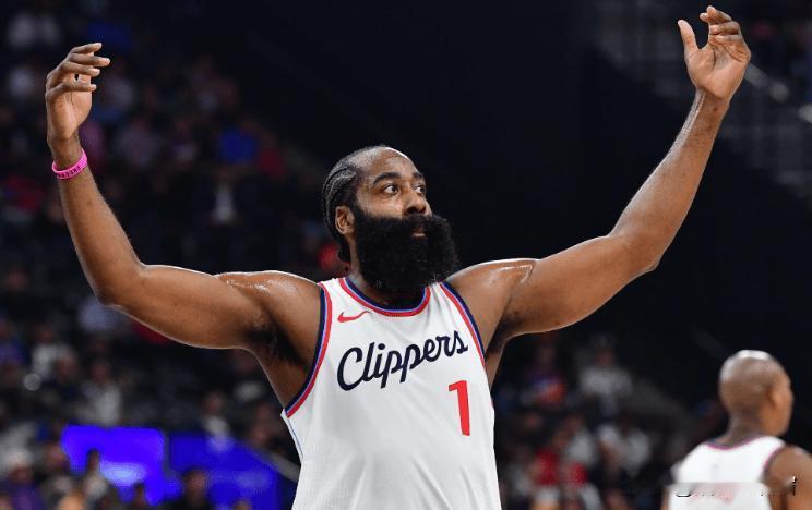 据听说明日快船对阵篮网的比赛伦纳德出战成疑，有可能又要因伤休战。那么如果伦纳德