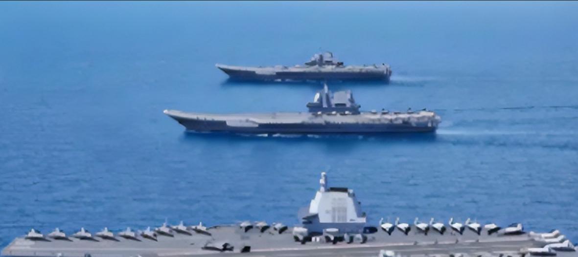 [点赞]军事专家戴旭最近说了句大实话，极其扎心。我们航母下水，五代机满天飞，导