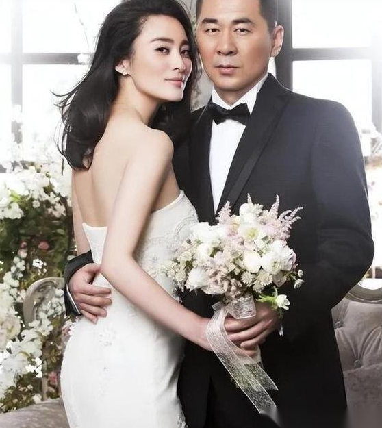 蒋勤勤说当年我和陈建斌去民政局领证结果从早等到晚，他最后就耐不住性子了，脸一沉