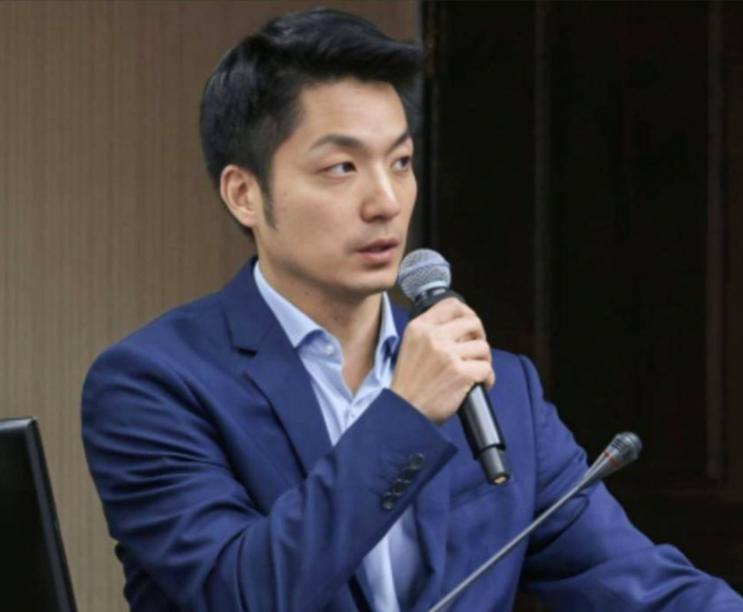 台北市长蒋万安发表声明，7月11日，针对巴威台风袭台，台北市罕见的连放五、六