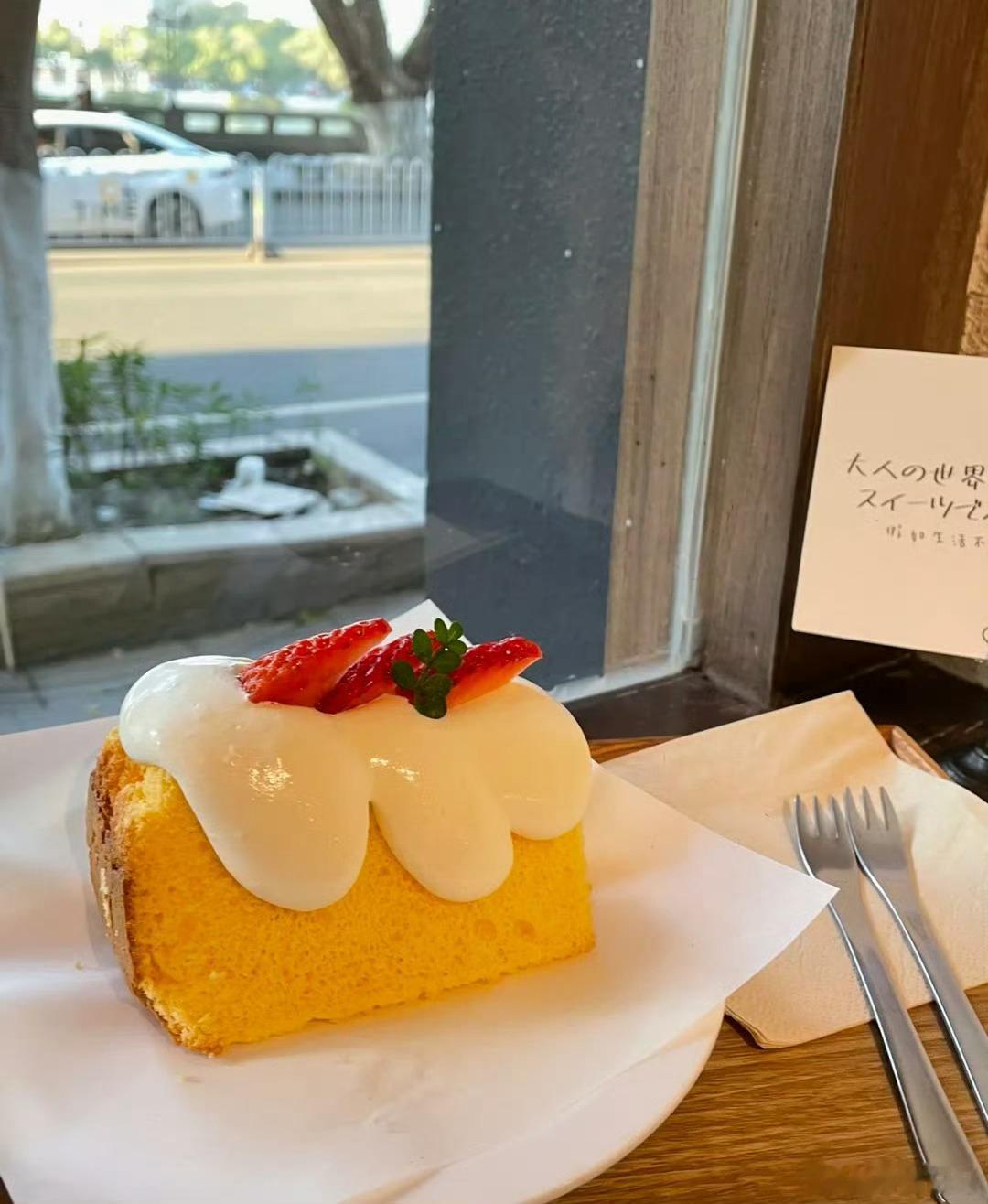 八年的闺蜜没想到一个中午就这样散了闺蜜你真的不考虑下我哥吗