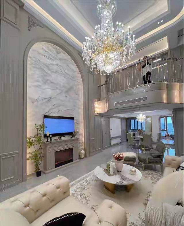 46岁秦岚的豪宅火了，全屋精致温馨，一尘不染，刚好适合两个人住46岁还没结婚，