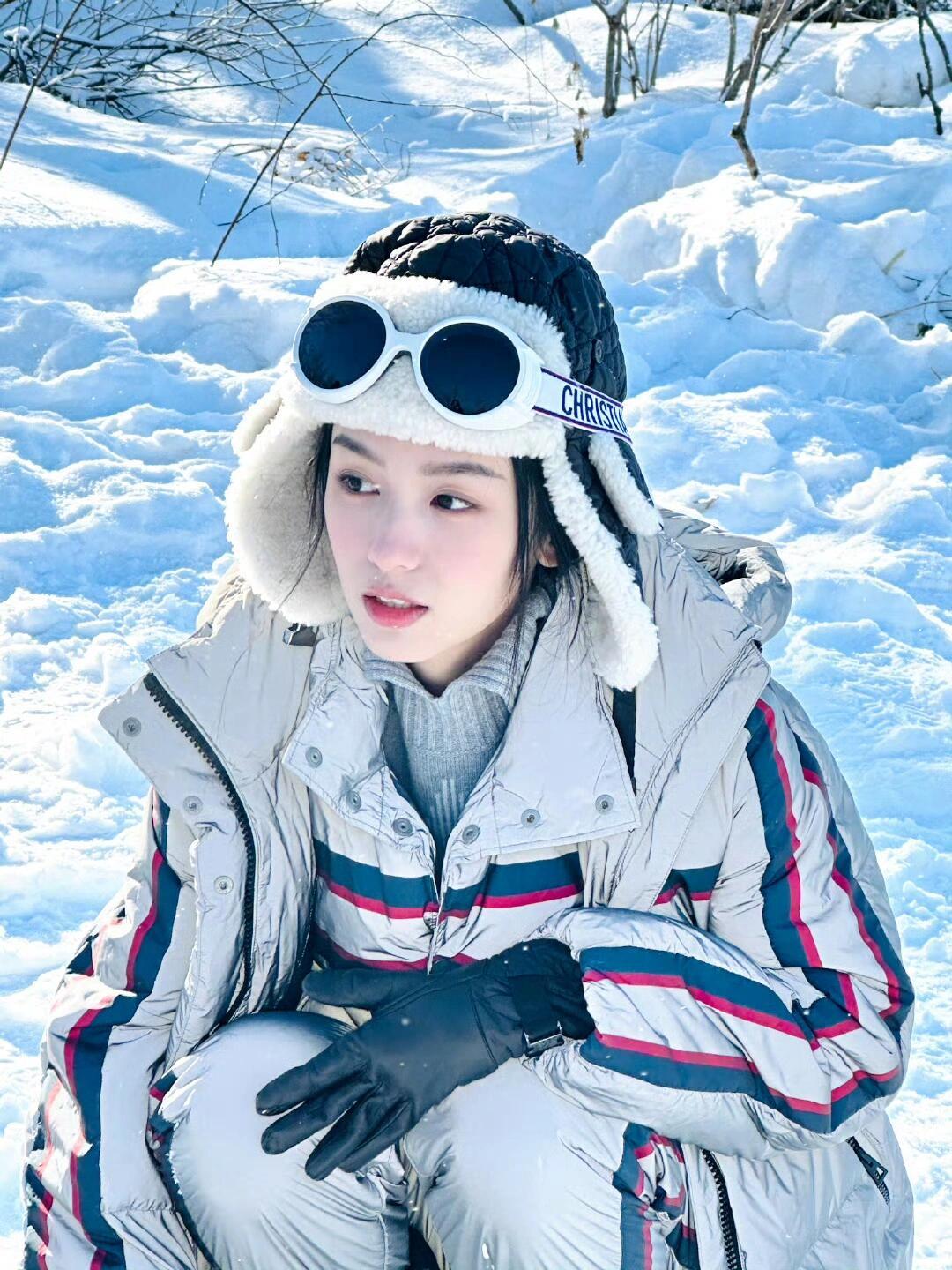 周也｜周也头像｜冬日治愈｜清冷感头像｜温柔可爱