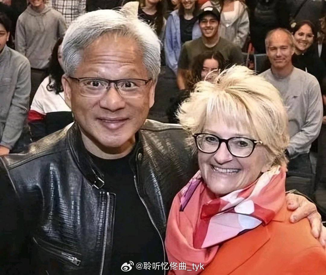 63岁的黄仁勋只要不塌房他创不创业已经无所谓了，因为他最大的优势不是有钱，也不是