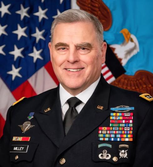 12月10日，美国前参谋长联席会议主席、四星上将马克·米利表示，日本空中自卫队F