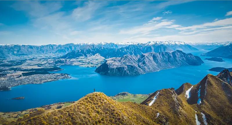 新西兰的环境特点是什么?新西兰的环境特点简直让人爱到不行。这里气候温和，四季分