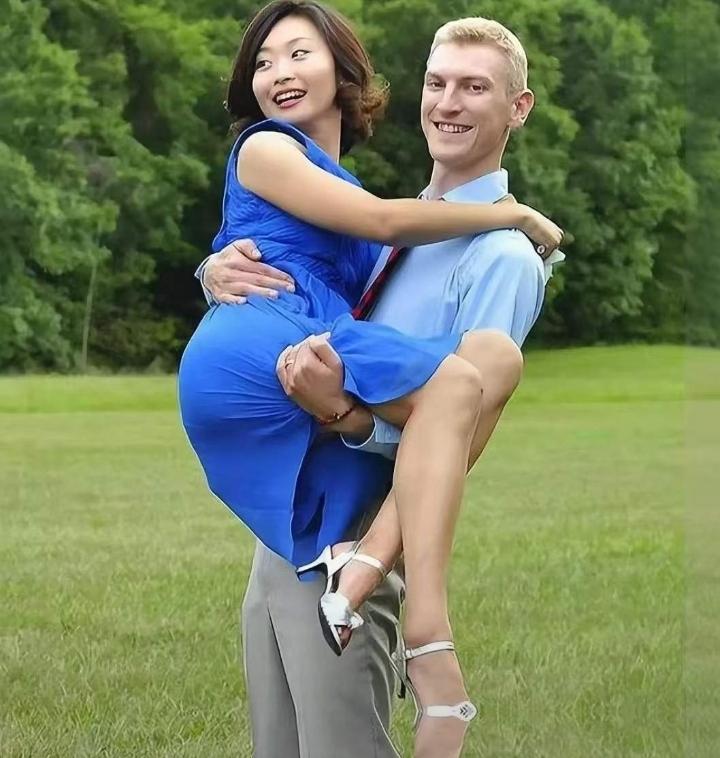 我真是想不明白了，央视主持人敬一丹只有一个女儿，当初她怎么舍得让女儿去出国留学？