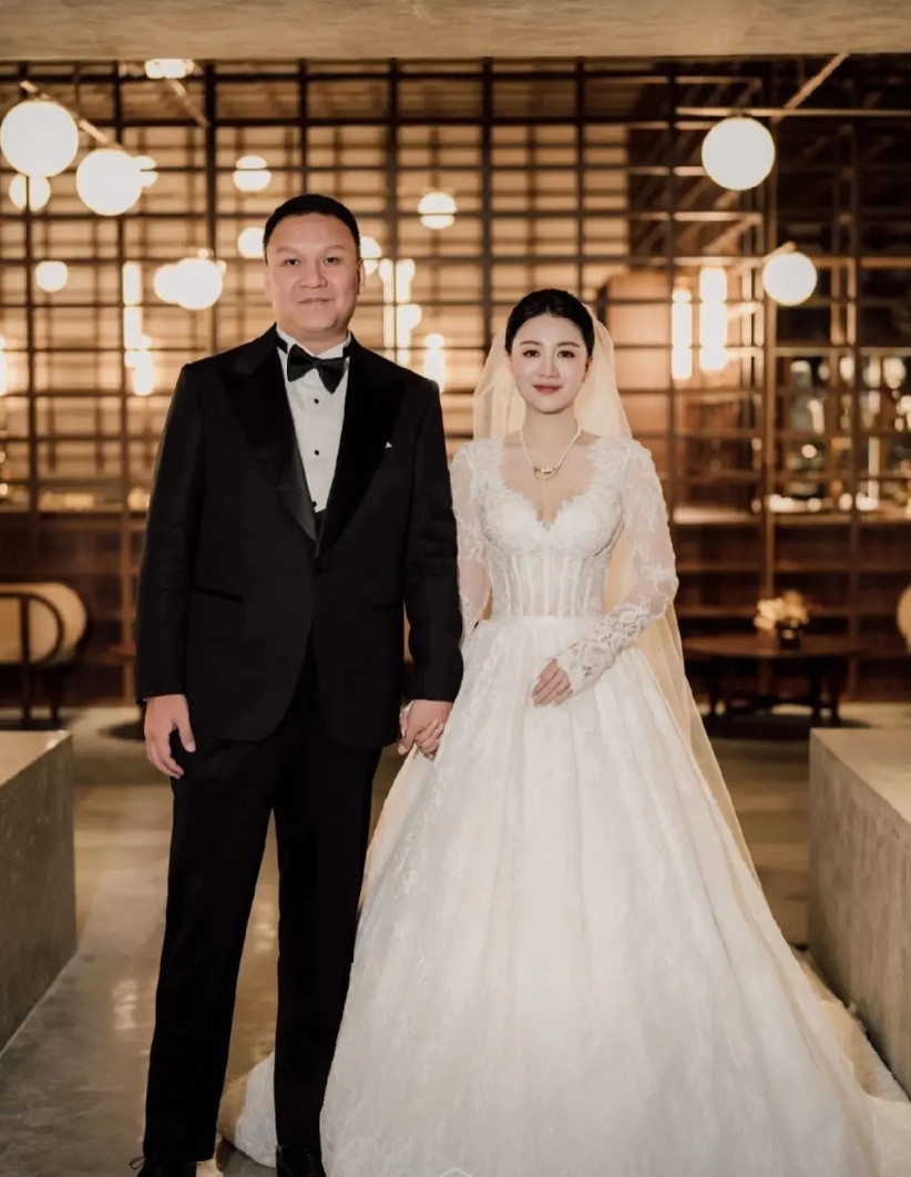 人生赢家李嘉格李嘉格如果没有遇到车澈，我想她只是一个很普通的歌手，原因有二