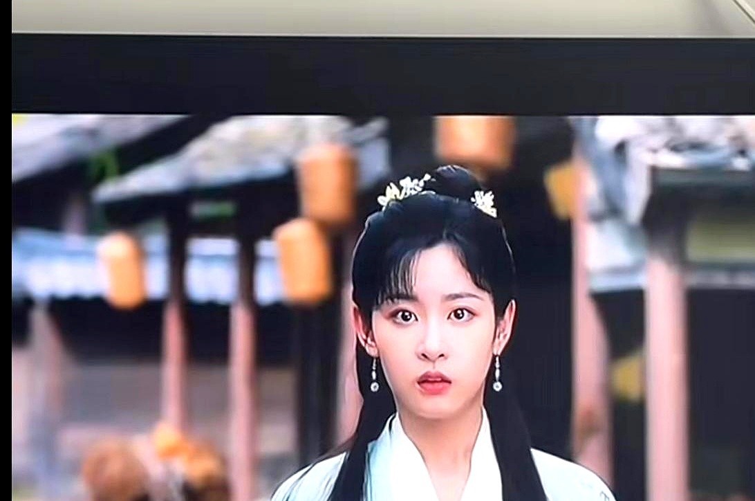 3亿预算不够打一条鱼，真人版《凡人修仙传》续集怕是要黄。一条深海妖潮的镜