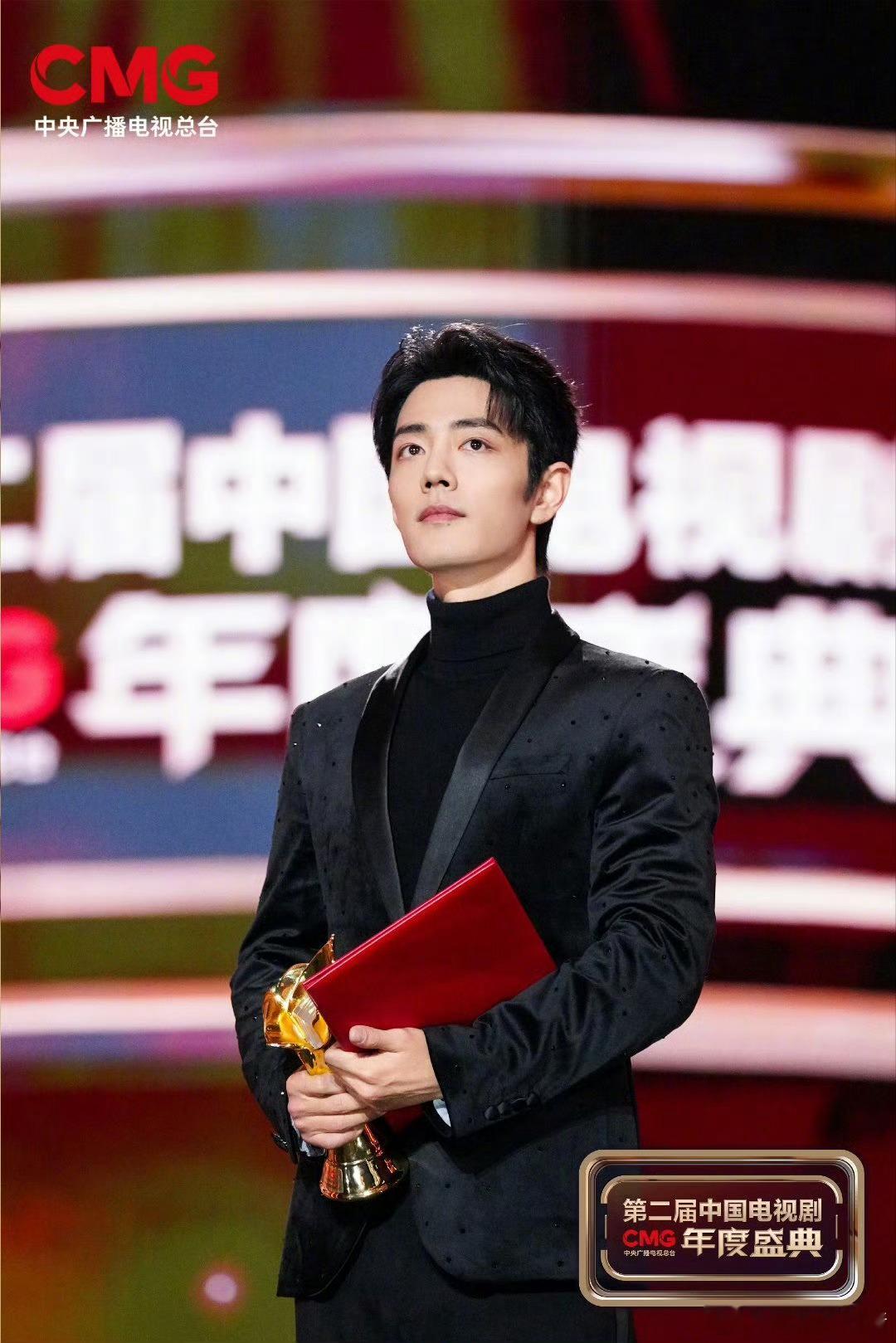 为啥我给肖战选了那么多出彩的角色，就是让他快点拿奖，不想让那些愁仁再捆绑登月碰瓷