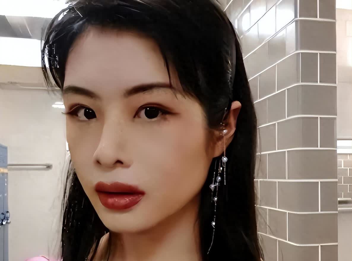 臭名昭著的“恨国女”许可馨，竟在美国结过婚！她曾扬言将全部资产捐给反华组织，如今
