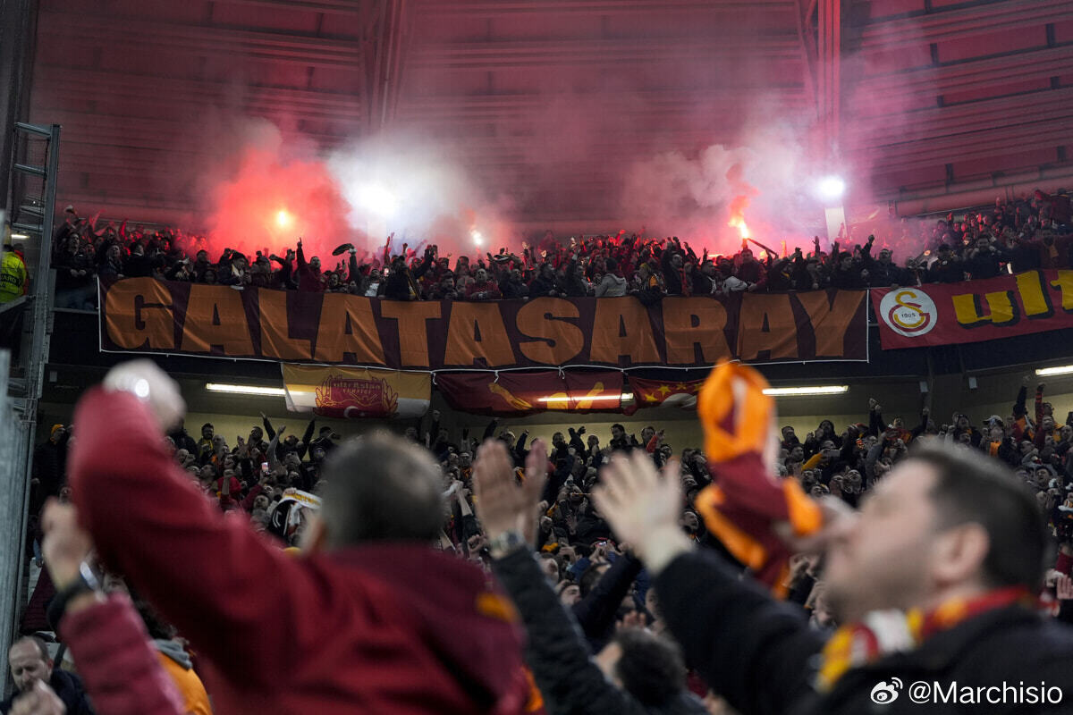 官宣：由于在2026年2月25日晚加拉塔萨雷客战尤文图斯的比赛中发生了大规模球迷