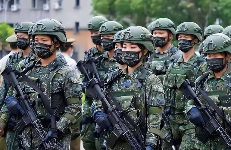 统一后18万台军咋安置？方案出炉超暖心！国家统一后，台湾18万现役核心兵力