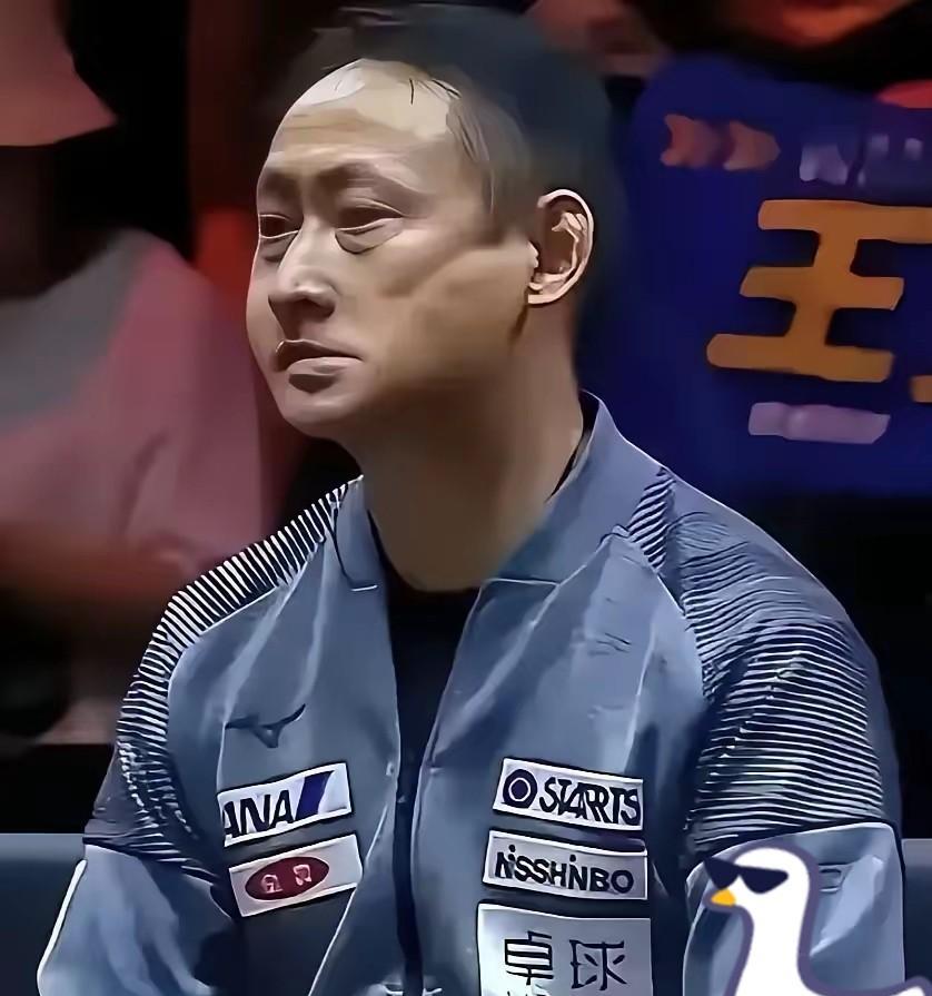张本宇气的后牙槽都咬碎了今晚宝贝儿子张本智和迎来首战，对手是国乒小将陈俊菘。张